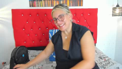 Carolina online show from 10-05-25, 04:38