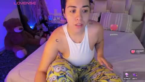 caroline online show from 11-16-25, 05:13