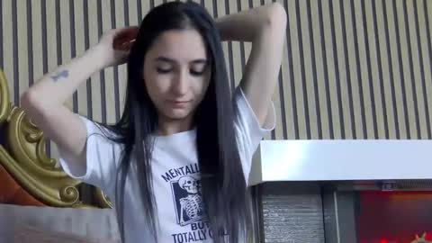 carolinahart online show from 04-18-26, 02:21