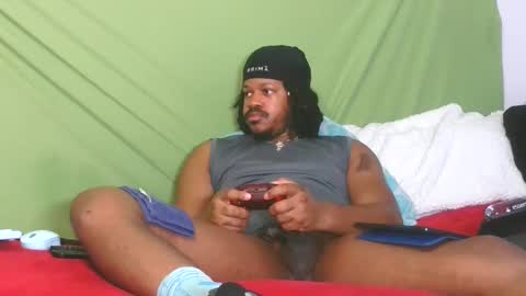 carolinayungin96 online show from 09-24-25, 07:50