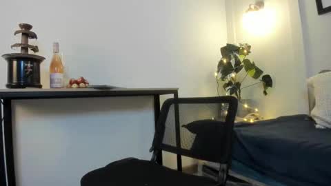  Caroline  online show from 02-14-26, 10:45