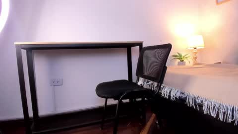  Caroline  online show from 03-20-26, 11:37