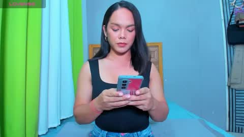 caroline_east online show from 01-10-26, 04:31