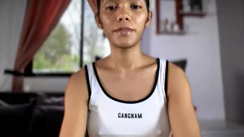 Snapshot of caroline_east chatting on 05-15-26, 11:56 caroline_east online show from 05-15-26, 11:56