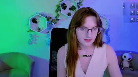 Snapshot of caroline_rosee_ chatting on 07-16-26, 08:48 Caroline online show from 07-16-26, 08:48