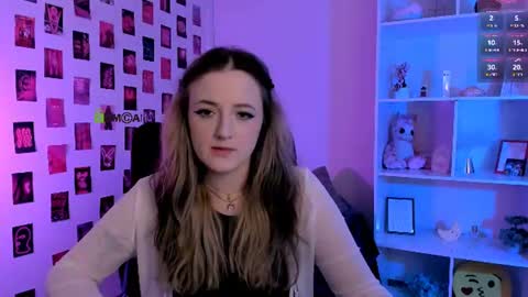 Snapshot of caroline_rosee_ chatting on 07-29-26, 06:50 Caroline online show from 07-29-26, 06:50