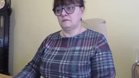 CarolineDream  online show from 02-14-25, 06:23