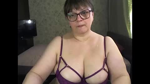 CarolineDream  online show from 03-08-25, 05:07