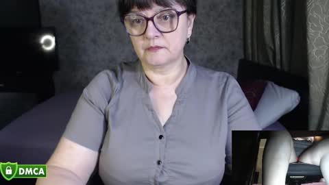 CarolineDream  online show from 09-18-25, 05:15