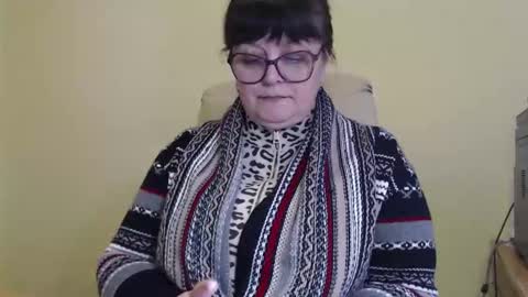 CarolineDream  online show from 11-11-25, 11:10