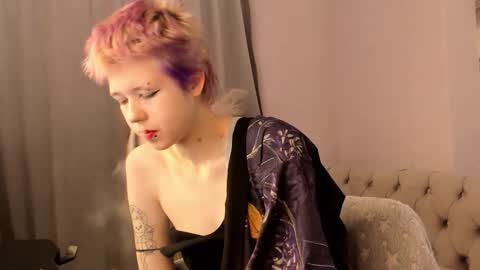 CarolineRichter online show from 10-18-25, 03:31