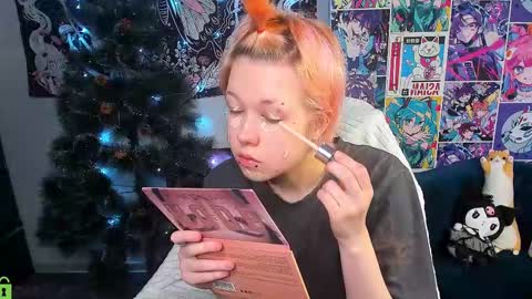 CarolineRichter online show from 12-21-25, 06:59