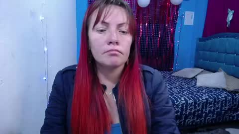 Carolinhe  online show from 04-19-26, 11:53