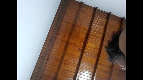 Snapshot of carolinnagomez chatting on 03-11-25, 09:45 Caro online show from 03-11-25, 09:45