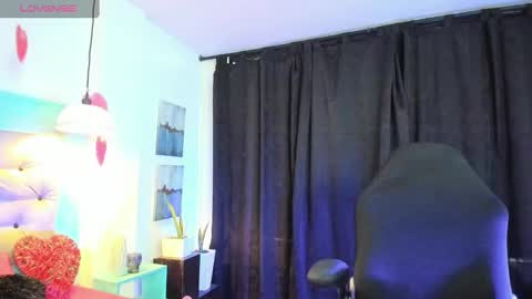 caro online show from 02-13-25, 01:37