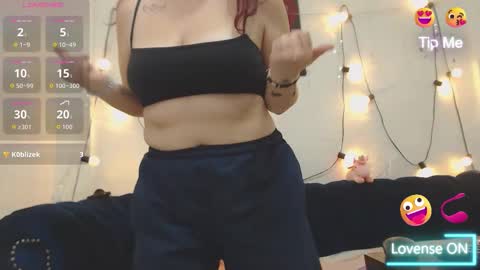 Snapshot of carolrousee chatting on 03-11-26, 07:42 carolina online show from 03-11-26, 07:42