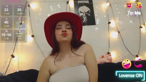 Snapshot of carolrousee chatting on 03-16-26, 07:40 carolina online show from 03-16-26, 07:40