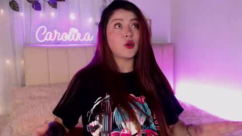 Snapshot of caromartiinnez chatting on 10-23-25, 04:50 online show from 10-23-25, 04:50