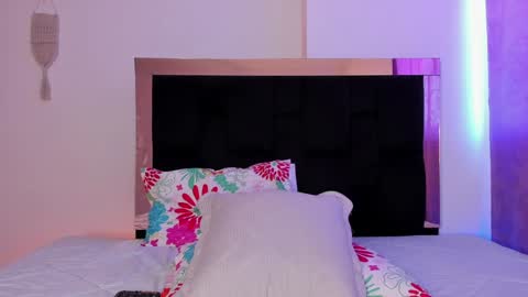 Snapshot of carorosse chatting on 12-08-24, 05:22 Caro  online show from 12-08-24, 05:22