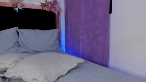 Snapshot of carorosse chatting on 01-04-25, 01:31 Caro  online show from 01-04-25, 01:31