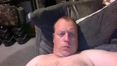 Snapshot of carpman777 chatting on 04-13-26, 06:46 Hereforun online show from 04-13-26, 06:46
