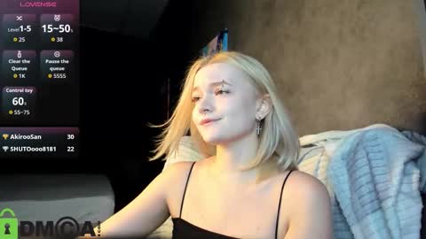 Carrie foster online show from 09-26-25, 04:22