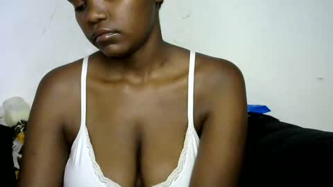 Snapshot of carrie_pink1_ chatting on 07-27-26, 10:17 carrie_pink1_ online show from 07-27-26, 10:17