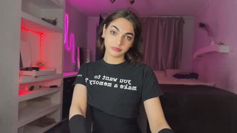 Snapshot of carry_hai chatting on 01-05-25, 10:19 Carry online show from 01-05-25, 10:19