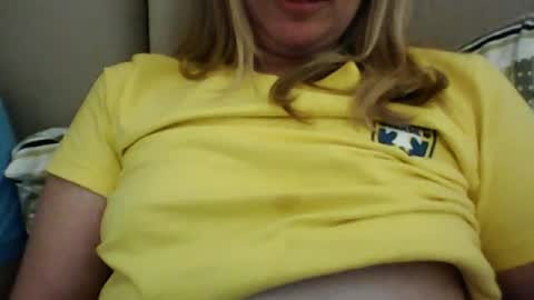 Snapshot of casaliniciantee chatting on 06-20-26, 01:52 casaliniciantee online show from 06-20-26, 01:52