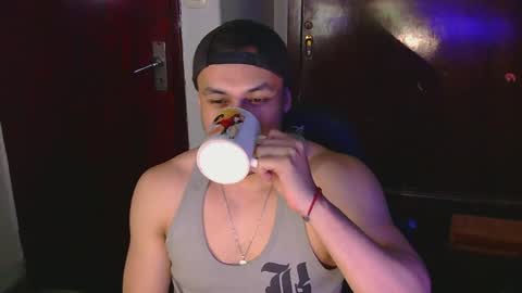Snapshot of casas_oom chatting on 12-07-24, 05:04      online show from 12-07-24, 05:04