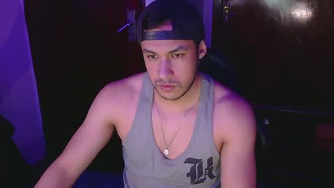 Snapshot of casas_oom chatting on 01-10-25, 05:47      online show from 01-10-25, 05:47