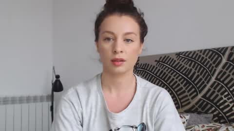 Sun in the clouds  online show from 12-06-24, 01:11