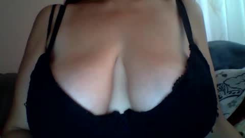 Snapshot of casey3000 chatting on 10-18-25, 11:11 Casey online show from 10-18-25, 11:11