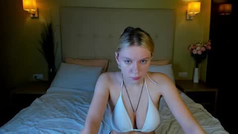 casey__miller online show from 09-19-25, 12:12