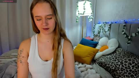 Casey sweeet online show from 03-28-26, 02:49