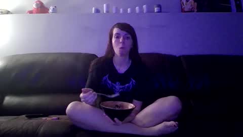 Snapshot of caseykitty222 chatting on 06-08-26, 03:45 caseykitty222 online show from 06-08-26, 03:45