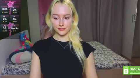 My name is Casey... Nice to meet you  I will be happy to have funthumbs up please its important online show from 02-11-26, 04:17