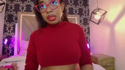Snapshot of caseymoon chatting on 07-23-26, 12:14 Casey online show from 07-23-26, 12:14