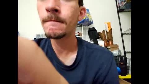 Snapshot of caseysweetrod chatting on 10-26-25, 01:22 caseysweetrod online show from 10-26-25, 01:22