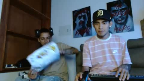 Snapshot of cash_master_san chatting on 02-03-25, 07:52 Cash Master San online show from 02-03-25, 07:52