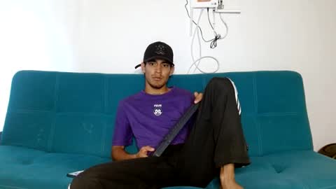 Snapshot of cash_master_san chatting on 02-09-25, 02:18 Cash Master San online show from 02-09-25, 02:18