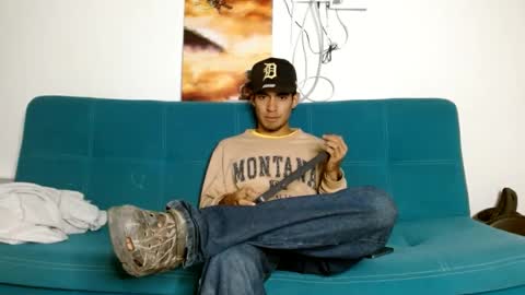 Snapshot of cash_master_san chatting on 02-14-25, 10:14 Cash Master San online show from 02-14-25, 10:14