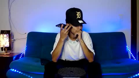 Snapshot of cash_master_san chatting on 02-24-25, 10:58 Cash Master San online show from 02-24-25, 10:58