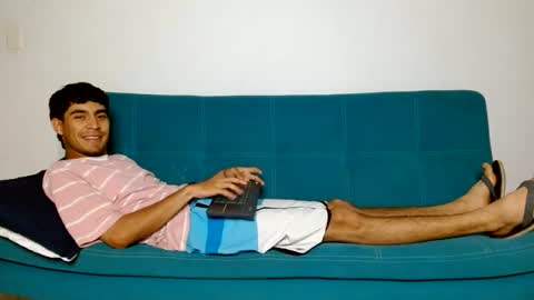 Snapshot of cash_master_san chatting on 03-07-25, 05:51 Cash Master San online show from 03-07-25, 05:51