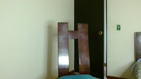 Snapshot of cash_master_san chatting on 10-03-25, 04:15 Cash Master San online show from 10-03-25, 04:15