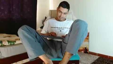 Snapshot of cash_master_san chatting on 10-30-25, 04:41 Cash Master San online show from 10-30-25, 04:41