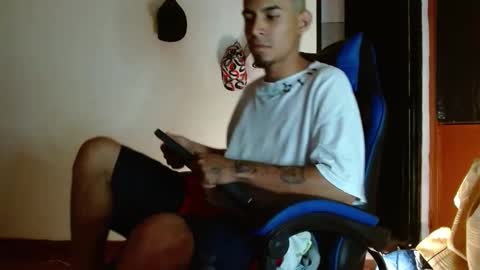 Snapshot of cash_master_san chatting on 11-16-25, 01:33 Cash Master San online show from 11-16-25, 01:33