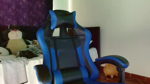 Snapshot of cash_master_san chatting on 11-27-25, 04:53 Cash Master San online show from 11-27-25, 04:53