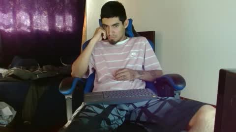 Snapshot of cash_master_san chatting on 01-05-26, 05:27 Cash Master San online show from 01-05-26, 05:27