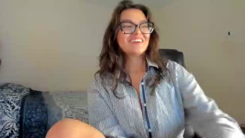 Snapshot of cash_vice chatting on 07-09-26, 04:44 caprice online show from 07-09-26, 04:44